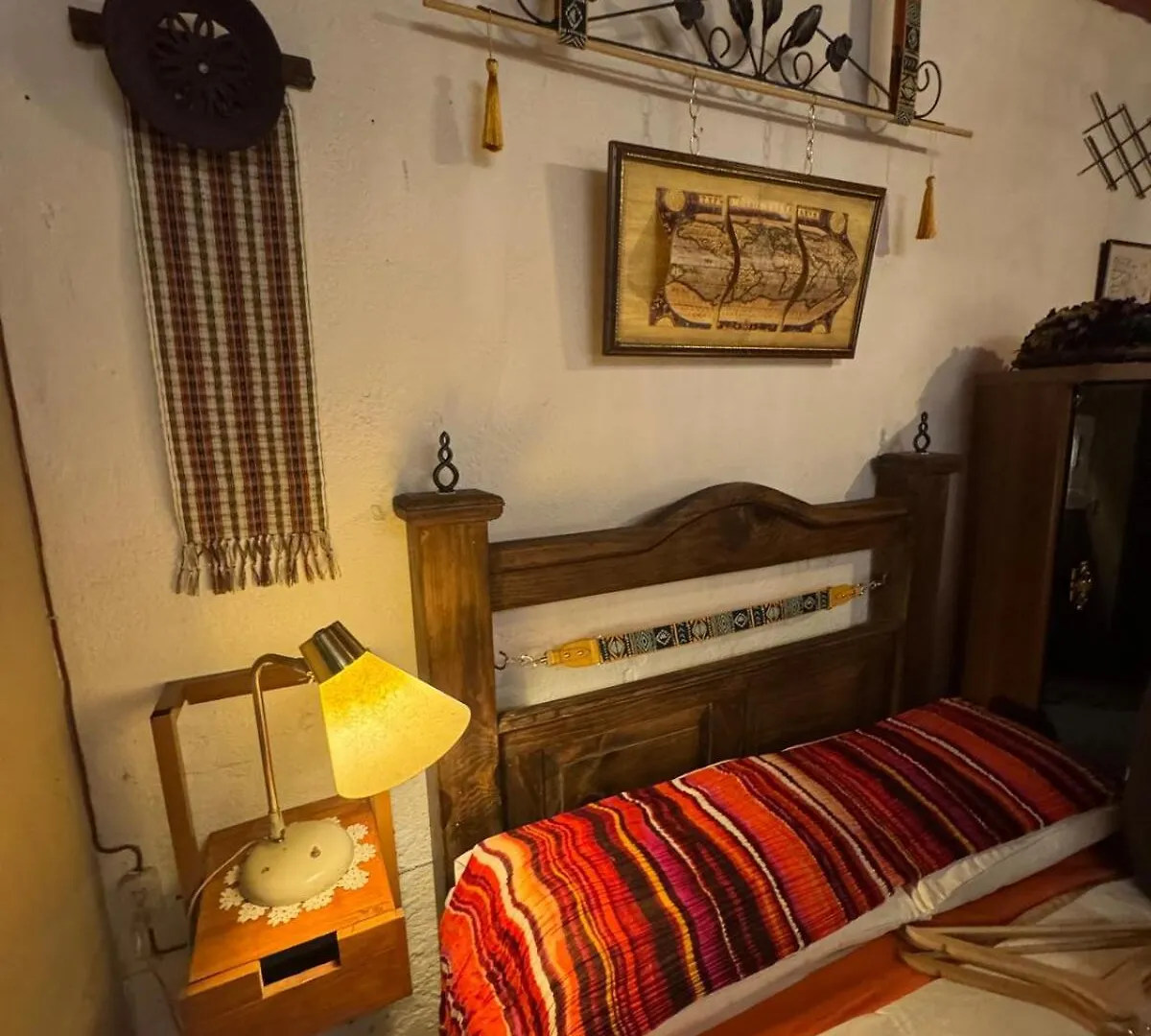 Studio-Apartment Near The Arch! Antigua Guatemala